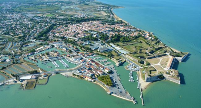 Les Amareyeurs - Ile D'Oleron - Maison Classee 3 Etoiles Avec Piscine - Clim - Velos Le Château-dʼOléron Dış mekan fotoğraf