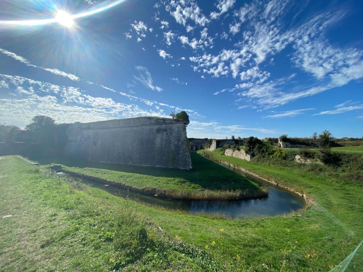 Les Amareyeurs - Ile D'Oleron - Maison Classee 3 Etoiles Avec Piscine - Clim - Velos Le Château-dʼOléron Dış mekan fotoğraf