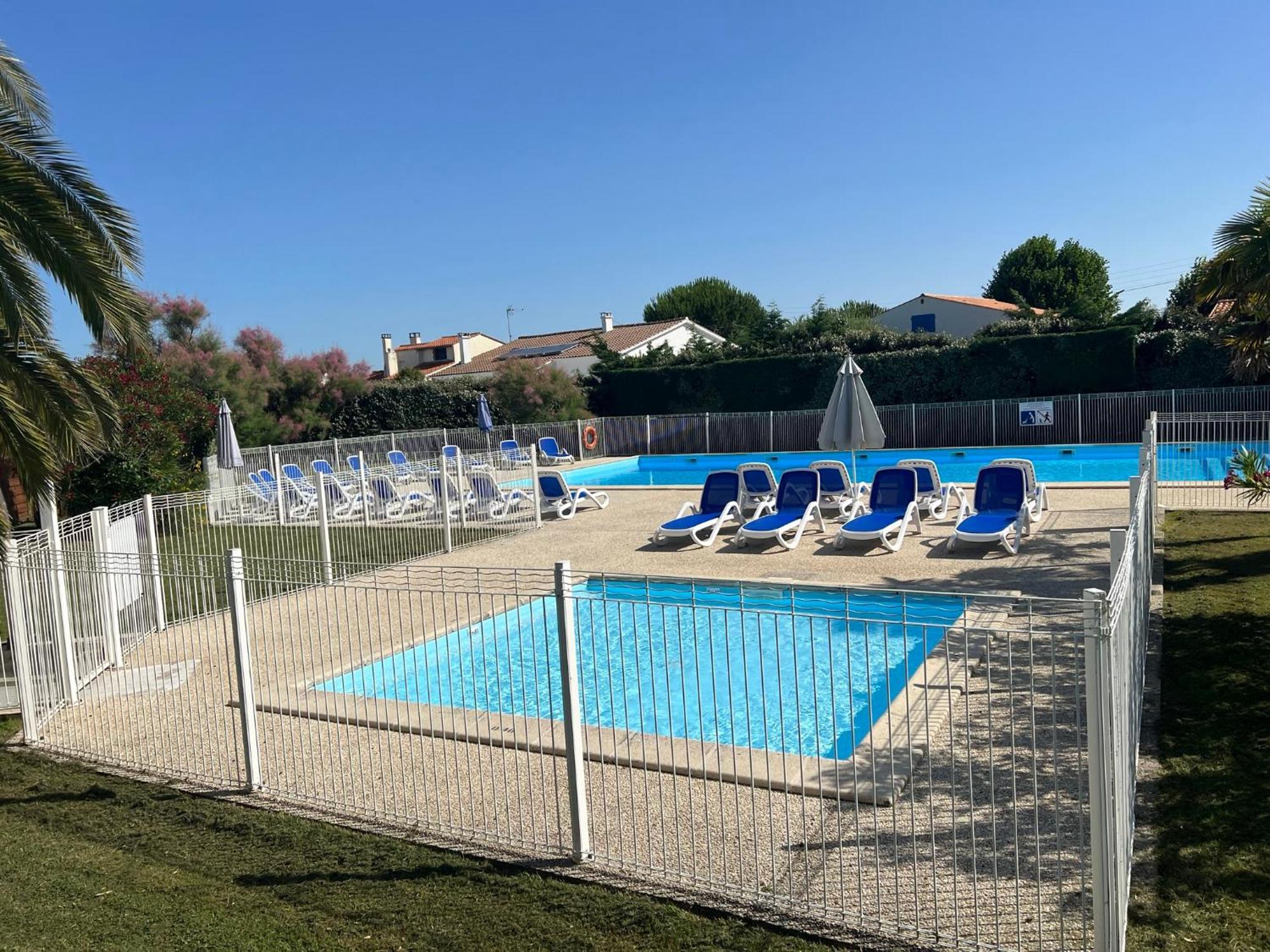 Les Amareyeurs - Ile D'Oleron - Maison Classee 3 Etoiles Avec Piscine - Clim - Velos Le Château-dʼOléron Dış mekan fotoğraf